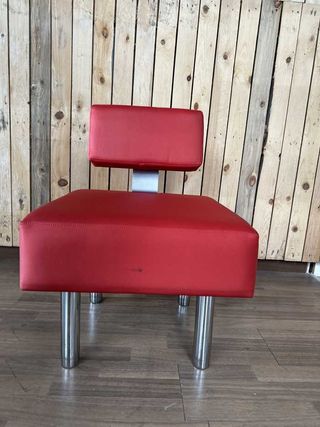 TABURETE LORA ROJO