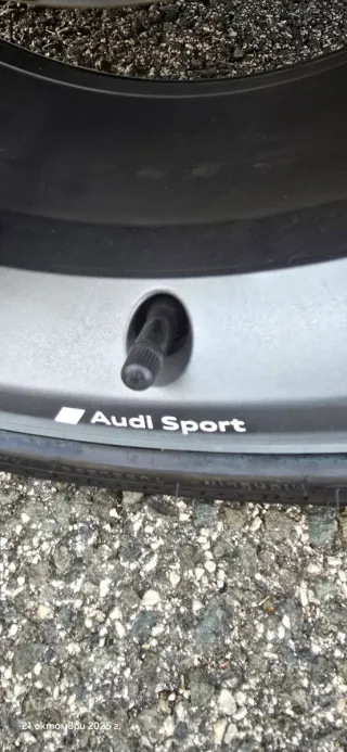Llantas Audi Sport RS3 19 5x112con neomaticos