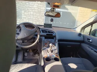 Peugeot 3008 2013
