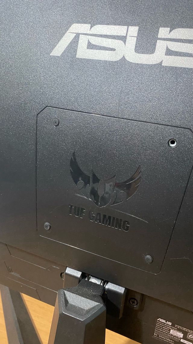 Monitor Asus TUF Gaming 27