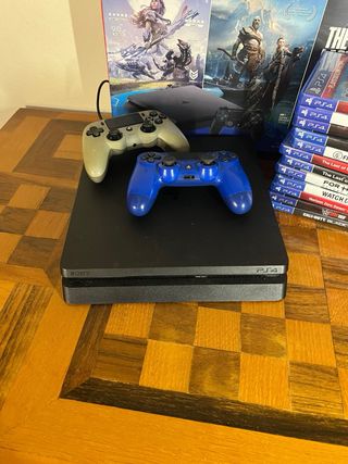 PS4 (PlayStation 4) | 1 TB | + Giochi |