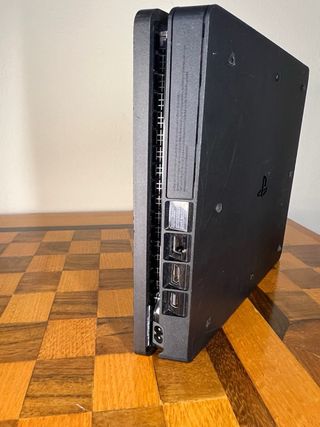 PS4 (PlayStation 4) | 1 TB | + Giochi |