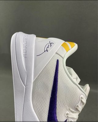 Nike Kobe 8 Morado Blanco Talla 42