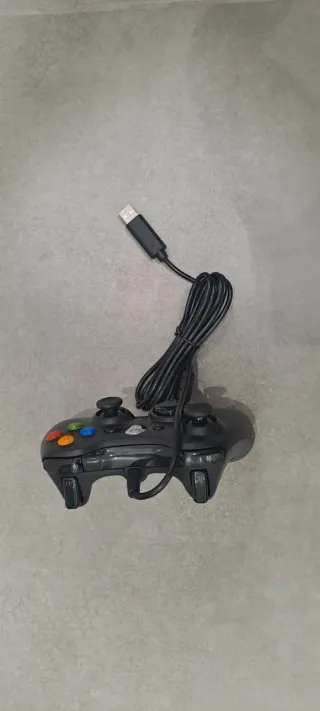 Controller USB nero per Xbox 360/PC