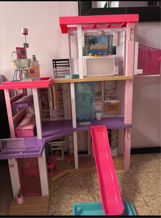 Casa Barbie Dreamhouse 2021 Día y Noche