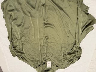 Vestido camisero verde talla única