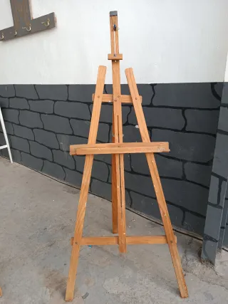Caballete de Pintura de Madera