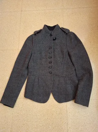 Chaqueta Zara Talla M Gris mujer