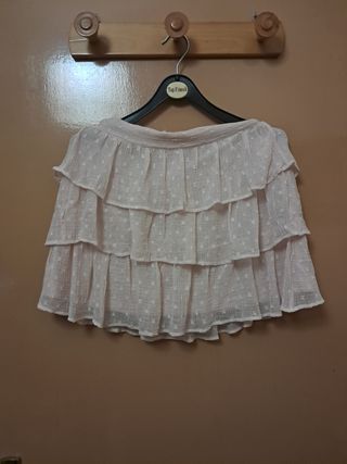 Minifalda rosa con volantes