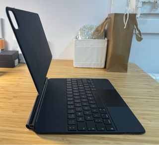 Magic Keyboard iPad Pro 12.9 6ª Gen