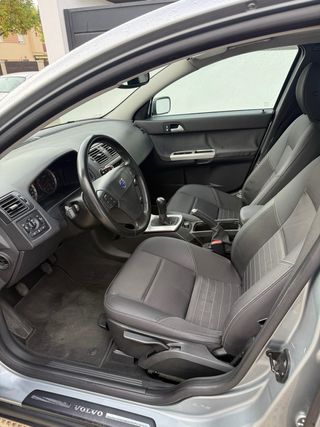 Volvo S40 2006