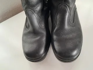 Stivali vintage in pelle nera