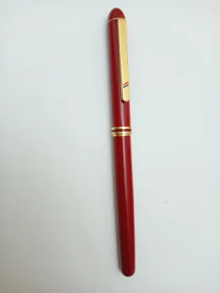 Pluma Estilográfica Roja y Dorada