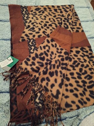 Preciosa pasmina amplia calentita