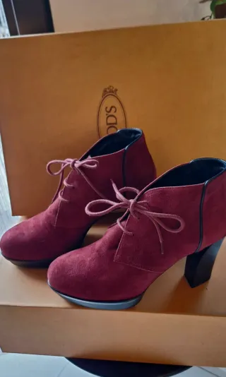 Tronchetto donna Tod's scamosciato 
