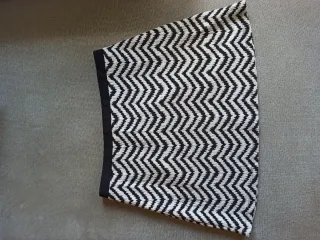 Minifalda Zigzag Blanco y Negro
