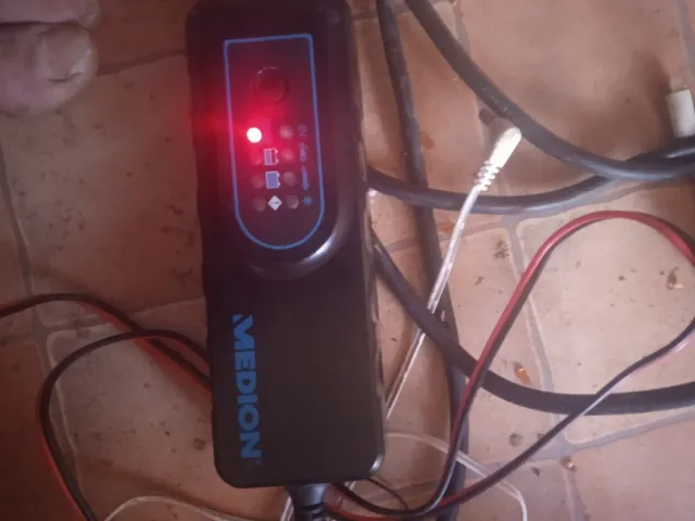 Caricabatterie Medion Crocodile