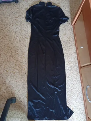 Kimono negro dragón sin usar.