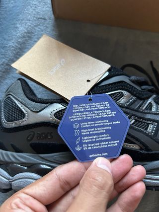 Asics Gel NYC Negro/Plata