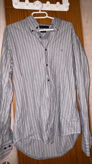 Camisa de vestir Tommy Hilfiger rayas grises