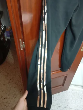 Pantalón Adidas Essentials Talla M Negro