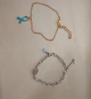 2 Pulseiras Dourada e Prateada