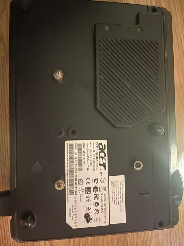 Proyector Acer X110P DLP