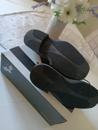 Scarpe uomo nere in pelle con lacci