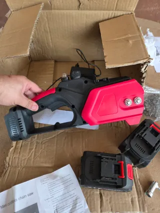 Motosierra a batería 21V