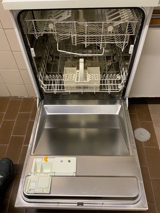 Lavavajillas Whirlpool Philips