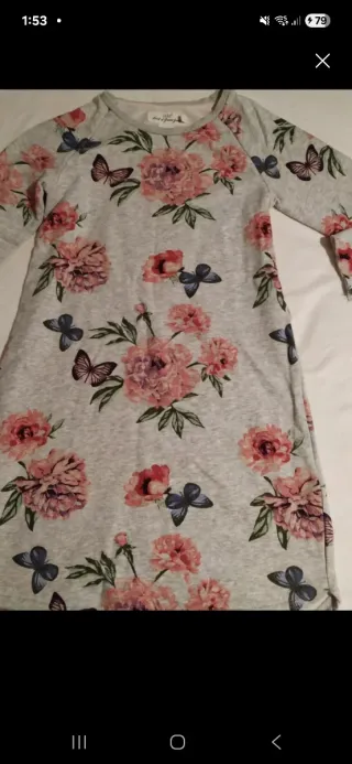 Vestido negro con unicornio lentejuelas