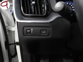 Volvo XC60 B4 D Momentum Pro Auto 145 kW (197 CV)