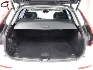 Volvo XC60 B4 D Momentum Pro Auto 145 kW (197 CV)