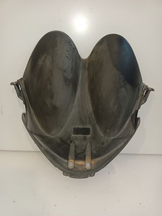 Bajo cupula Aprilia Arrecife 125 de 2003