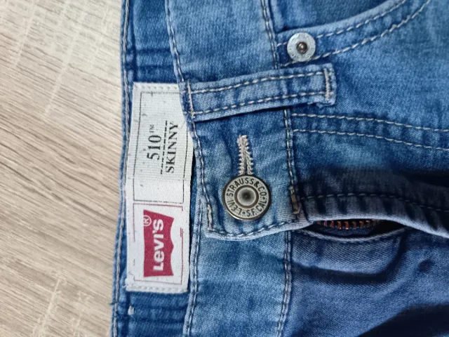 Pantalones Levi's niño talla 16.