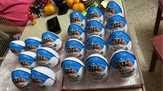 Kinder Sorpresa DC Comics Playmobil