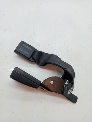 ENGANCHE CINTURON MINI CLUBMAN (R55) (2)