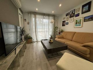 Piso en alquiler en La Font de la Guatlla en Barcelona