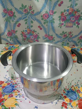 OLLA AMC CABEN 6 LITROS DIAM. 28 C. ALTA 15 CM.