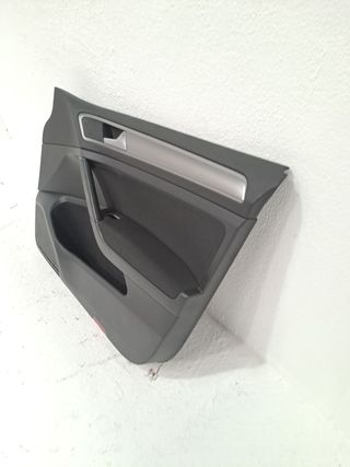 GUARNECIDO PUERTA DELANTERA DERECHA VOLKSWAGEN GOLF VIII LIM (2)