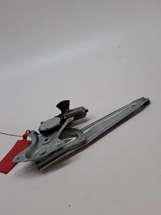 MOTOR ELEVALUNAS TRASERO IZQUIERDO TOYOTA YARIS (2)