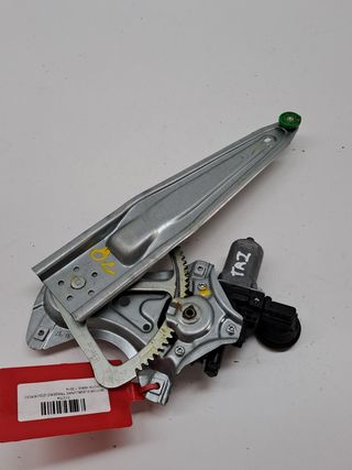 MOTOR ELEVALUNAS TRASERO IZQUIERDO TOYOTA YARIS (2)