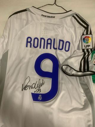 Lote Camisetas Firmadas CR7 y Casillas