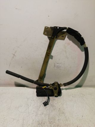 ELEVALUNAS TRASERO IZQUIERDO MG SERIE 200 (RF) (3)