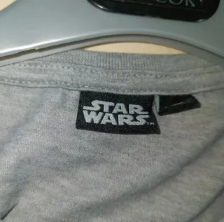 Camiseta Gris Manga Larga Star Wars T. L