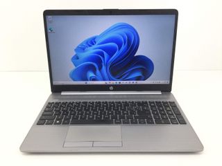 pc portatil hp 250 g8