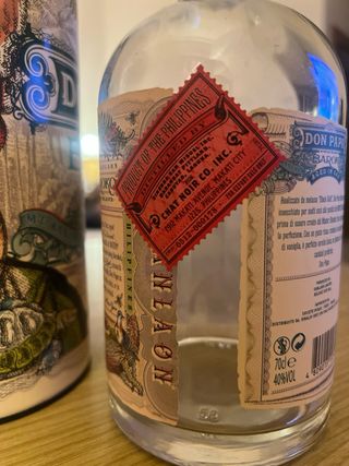 Lattina + Bottiglia Don Papa Baroko Rum
