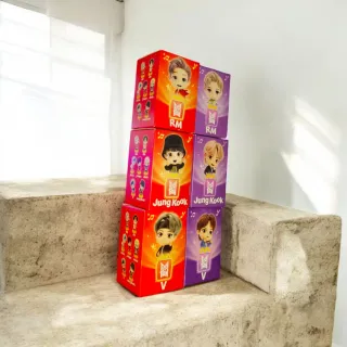 Muñecos K-pop Tiny TAN RM, JUNG KOOK, V R y M