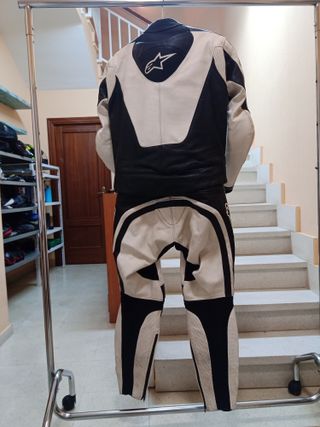 Mono Alpinestars Talla 52 L traje cuero 2 piezas
