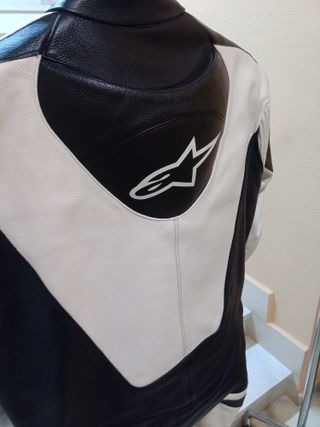 Mono Alpinestars Talla 52 L traje cuero 2 piezas